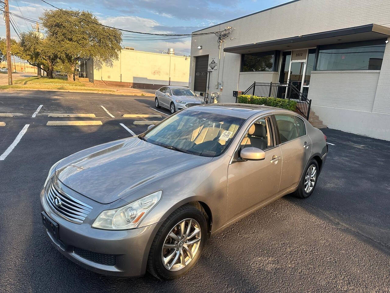 2008 INFINITI G35 for sale at Sarenco Auto Inc in Dallas, TX