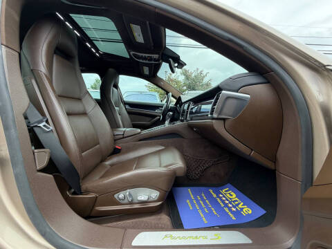 2016 Porsche Panamera S E-Hybrid