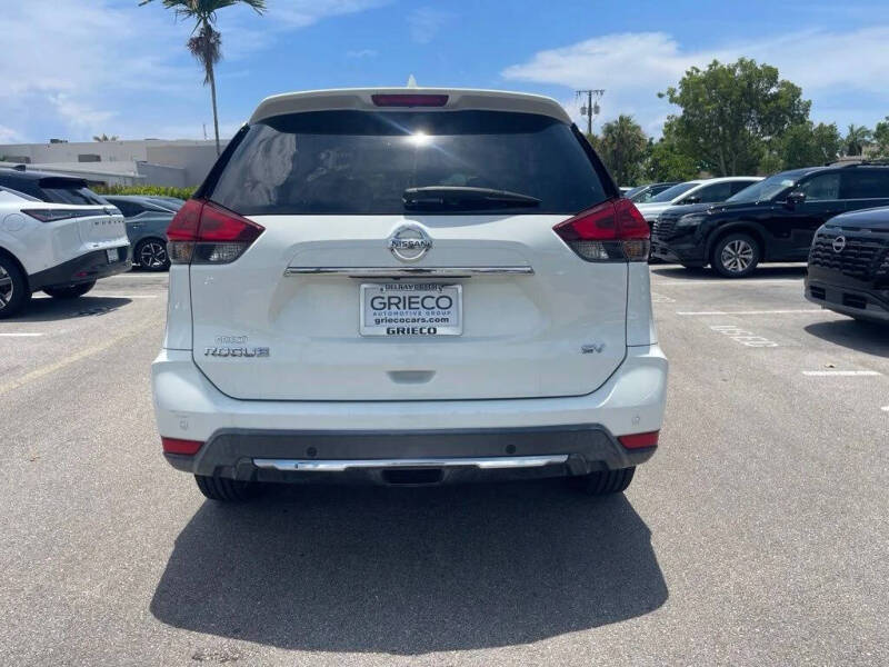 2020 Nissan Rogue SV