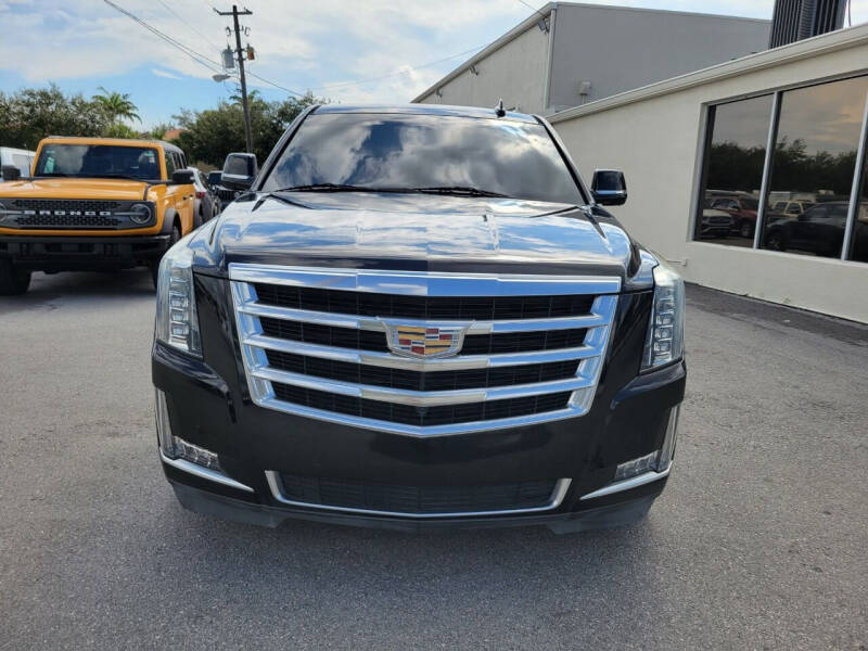 2015 Cadillac Escalade Luxury