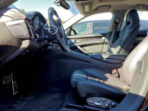 2016 Porsche Panamera