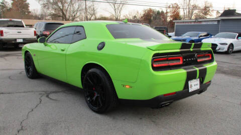 2015 Dodge Challenger SRT 392