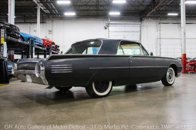 1961 Ford Thunderbird