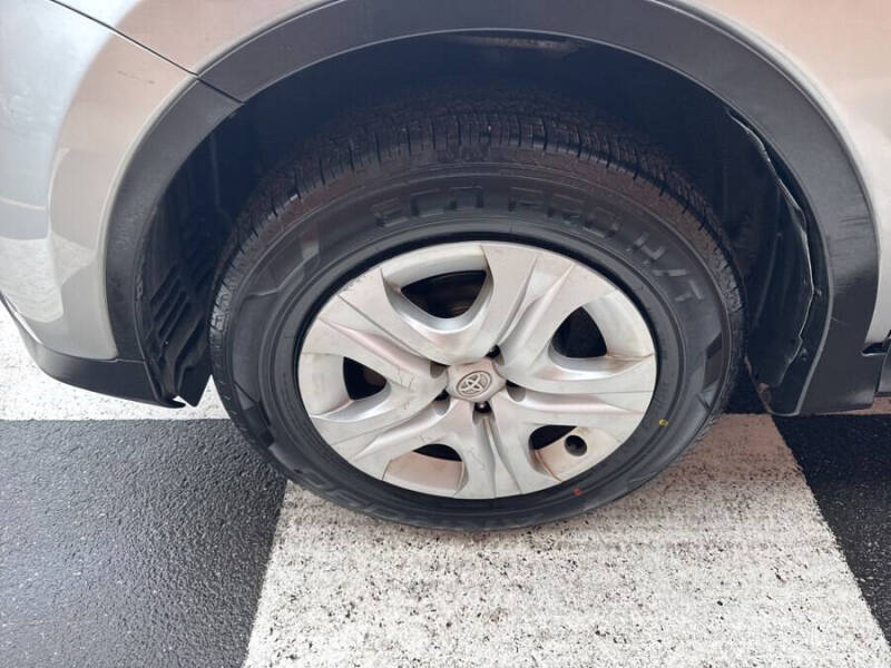 2013 Toyota RAV4 LE