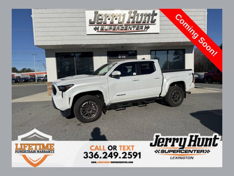 2024 Toyota Tacoma TRD Sport's photo