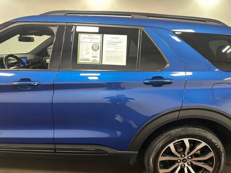 2022 Ford Explorer ST-Line