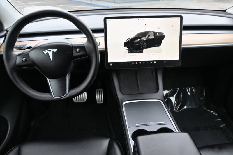 2023 Tesla Model Y Performance