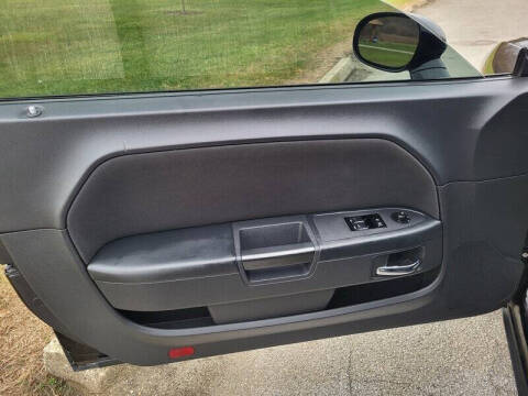 2012 Dodge Challenger SXT