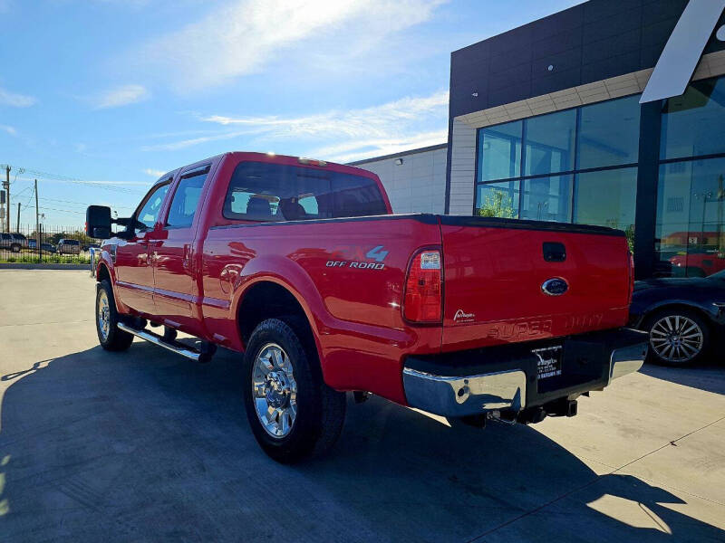 2010 Ford F-250 Super Duty Lariat photo 3