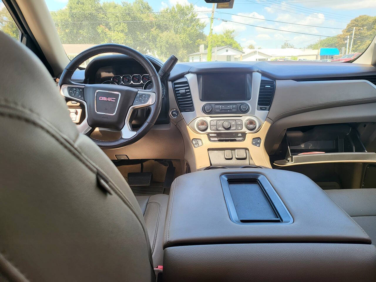 2018 GMC Yukon XL for sale at M3 Autos in New Iberia, LA