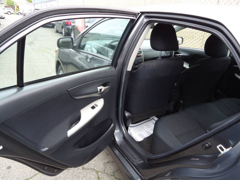 2011 Toyota Corolla S