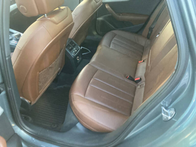 2017 Audi A4 2.0T quattro Premium Plus