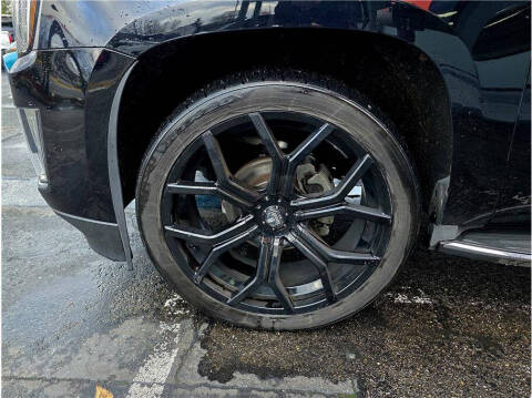 2016 Cadillac Escalade ESV Luxury Collection