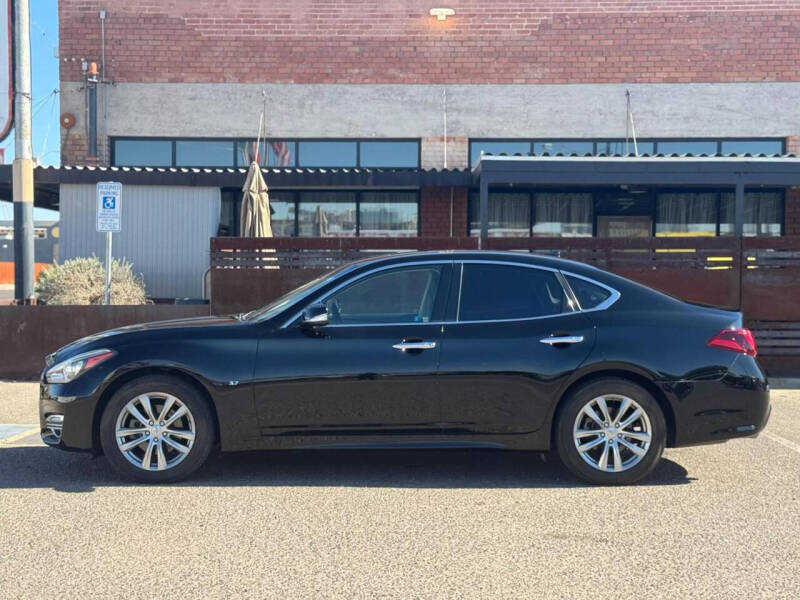 2015 Infiniti Q70 for sale at Robles Auto Sales in Phoenix AZ