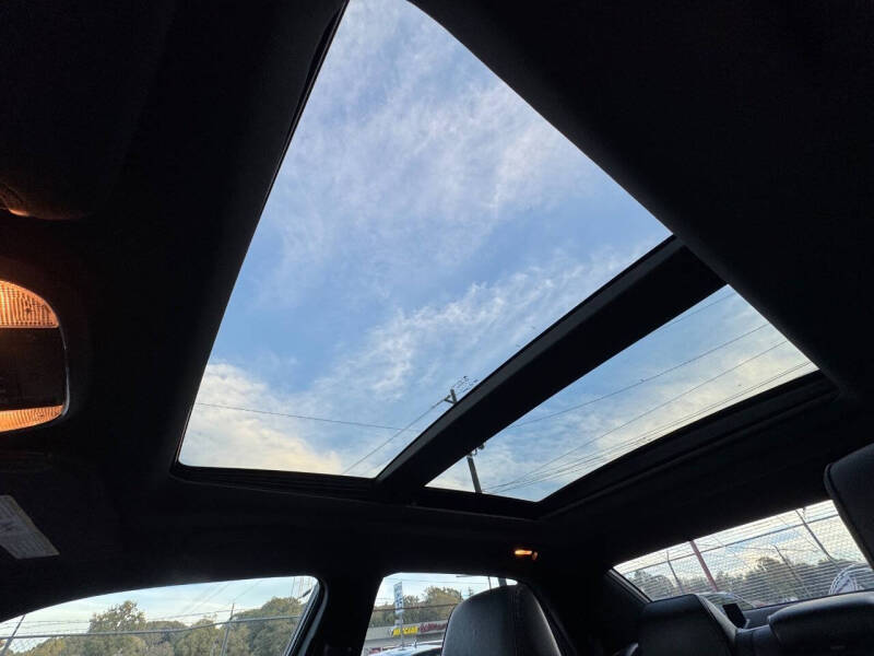 2015 Chrysler 300 C Platinum