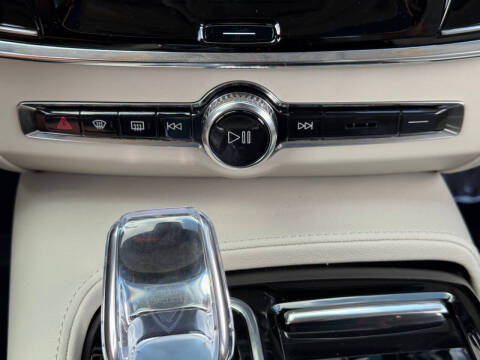 2024 Volvo S90 Recharge T8 Ultimate