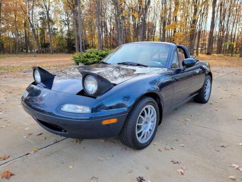 1996 Mazda MX-5 Miata for sale at Lease Car Sales 3 in Warrensville Heights OH