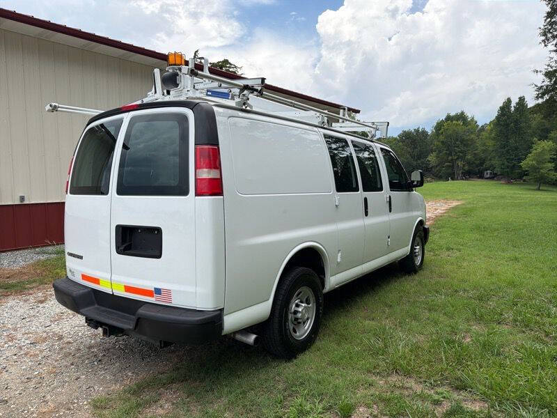 2017 Chevrolet Express 2500