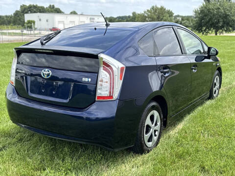 2012 Toyota Prius Two