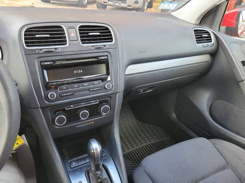 2013 Volkswagen Golf 2.5L PZEV