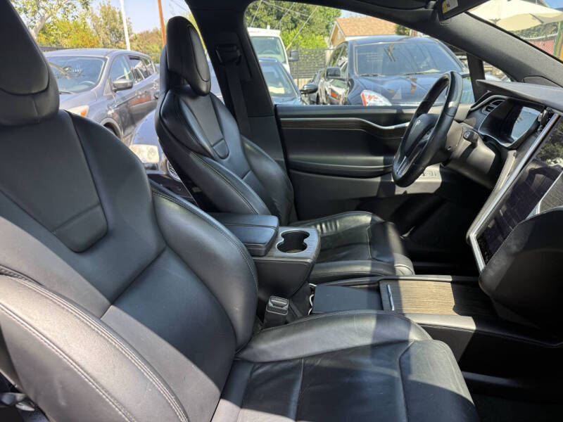 2016 Tesla Model X 90D