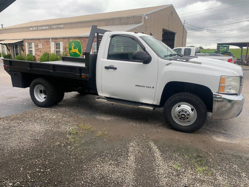 2007 Chevrolet Silverado 3500 Chassis Cab Work Truck photo 5