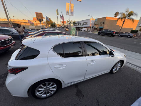 2011 Lexus CT 200h Premium