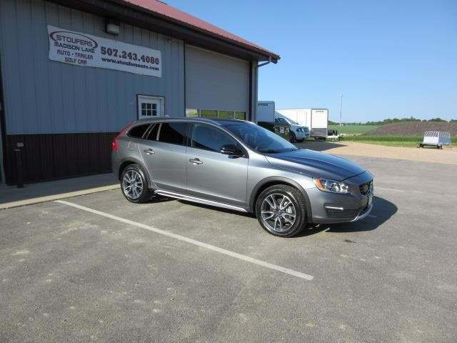 2018 Volvo V60 Cross Country T5 Premier