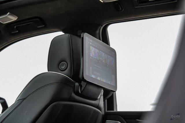 2025 Cadillac Escalade-V