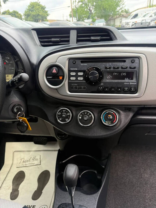 2012 Toyota Yaris