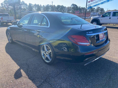 2017 Mercedes-Benz E-Class E 300