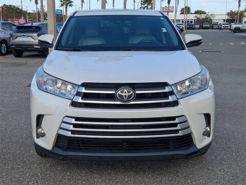 2018 Toyota Highlander LE