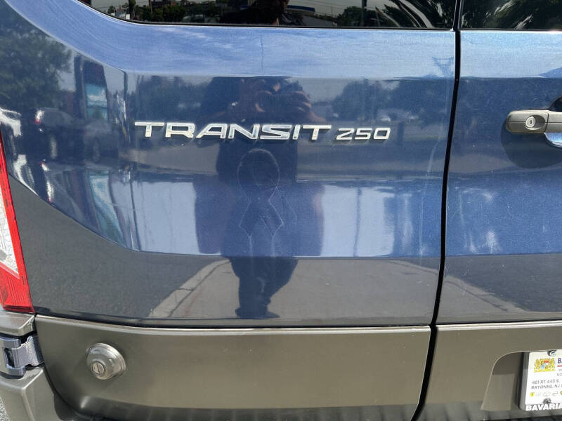 2020 Ford Transit 250
