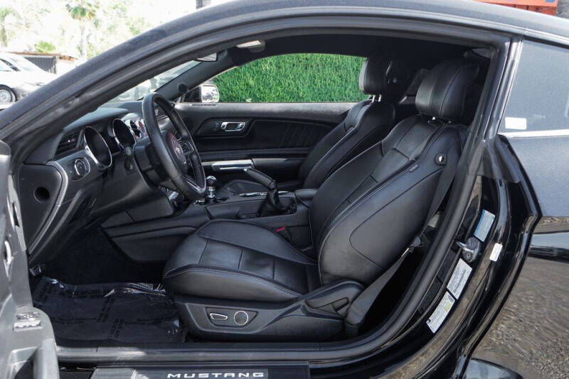 2017 Ford Mustang GT Premium