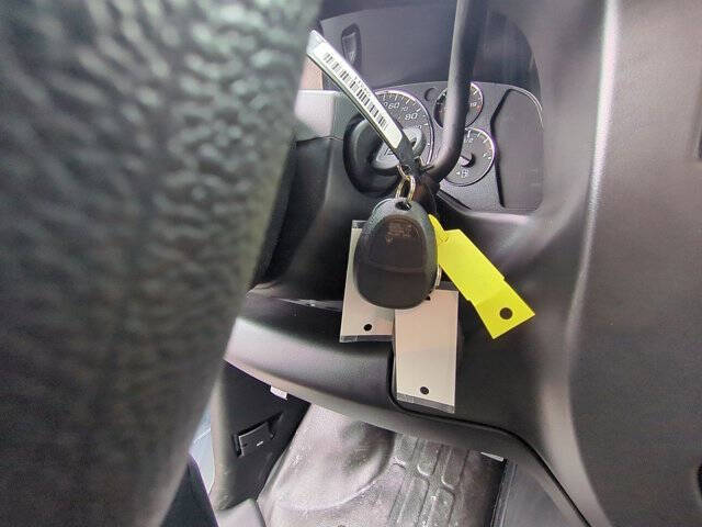 2025 Chevrolet Express 2500