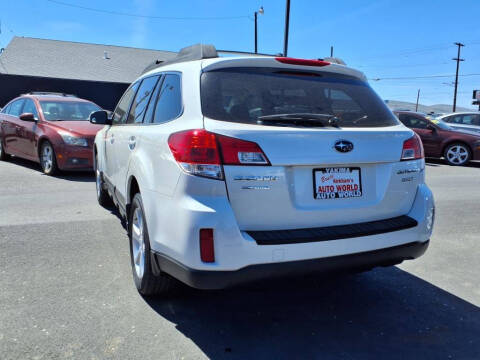 2013 Subaru Outback 2.5i Premium