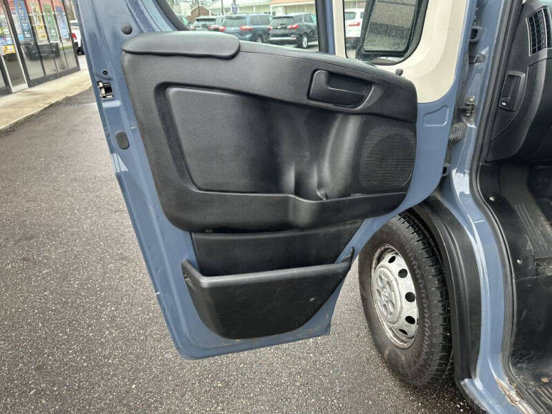 2019 RAM ProMaster Cargo Van Base photo 15