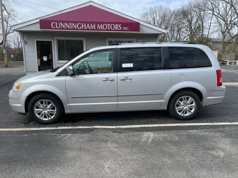 2008 Chrysler Town and Country for sale at Cunningham Motor Sales, Inc. in Urbana IL