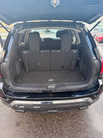 2018 Nissan Pathfinder S