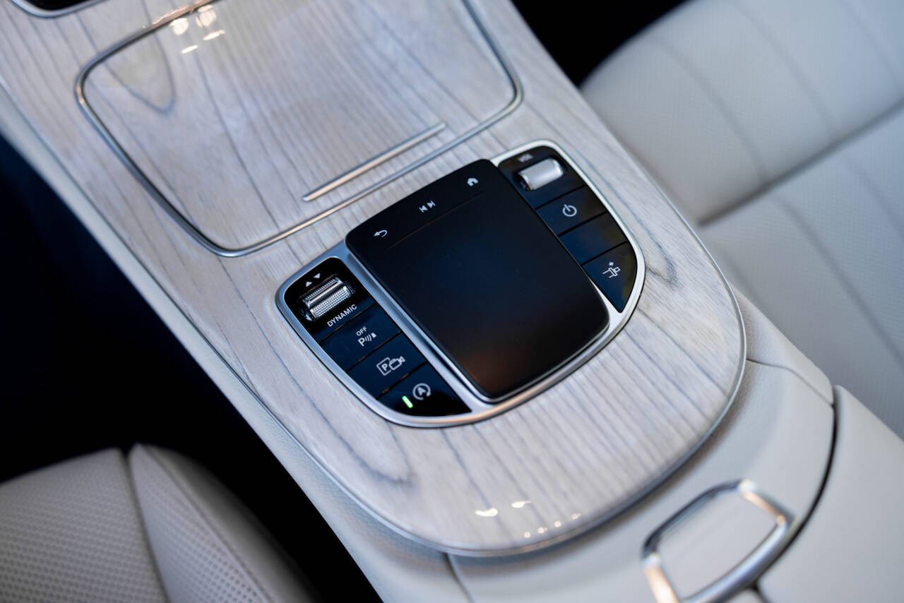 2023 Mercedes-Benz E-Class 26