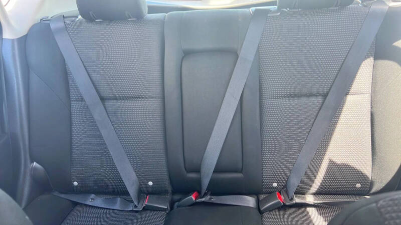 2013 Mazda MAZDA3 i Touring