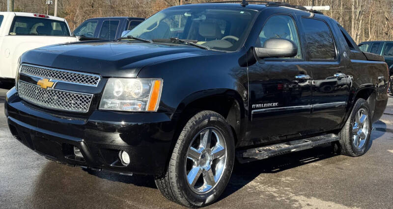 2013 Chevrolet Avalanche LTZ Black Diamond