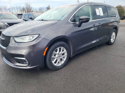 2023 Chrysler Pacifica Touring L