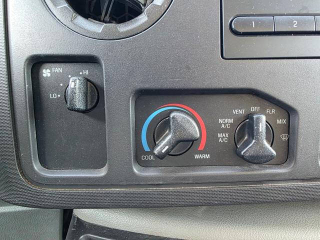 2011 Ford E-Series E-350 SD