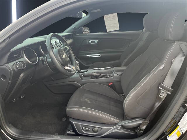 2021 Ford Mustang EcoBoost