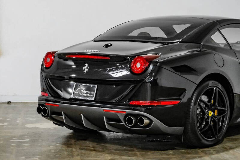 2015 Ferrari California T