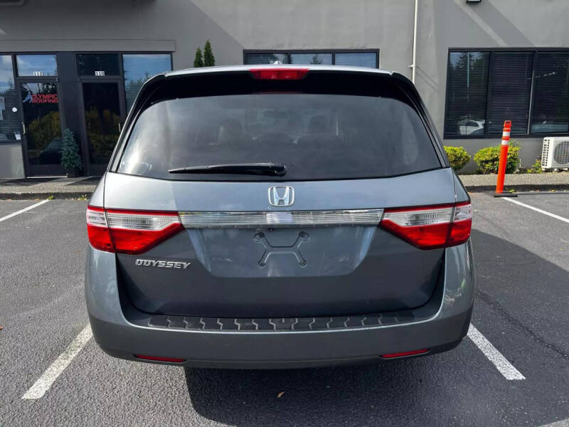 2012 Honda Odyssey EX-L photo 6