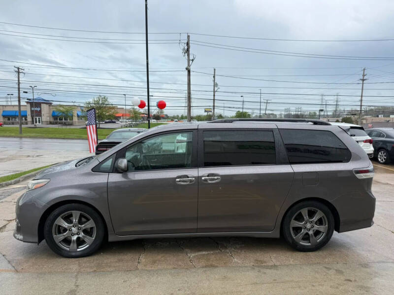 2017 Toyota Sienna