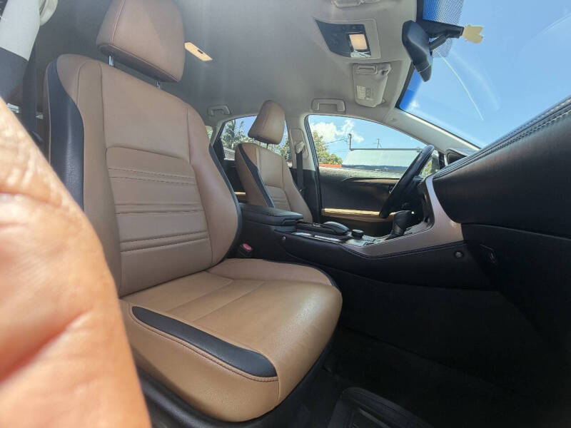 2017 Lexus NX 200t