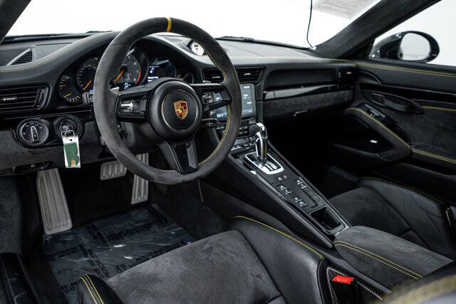 2018 Porsche 911 GT2 RS